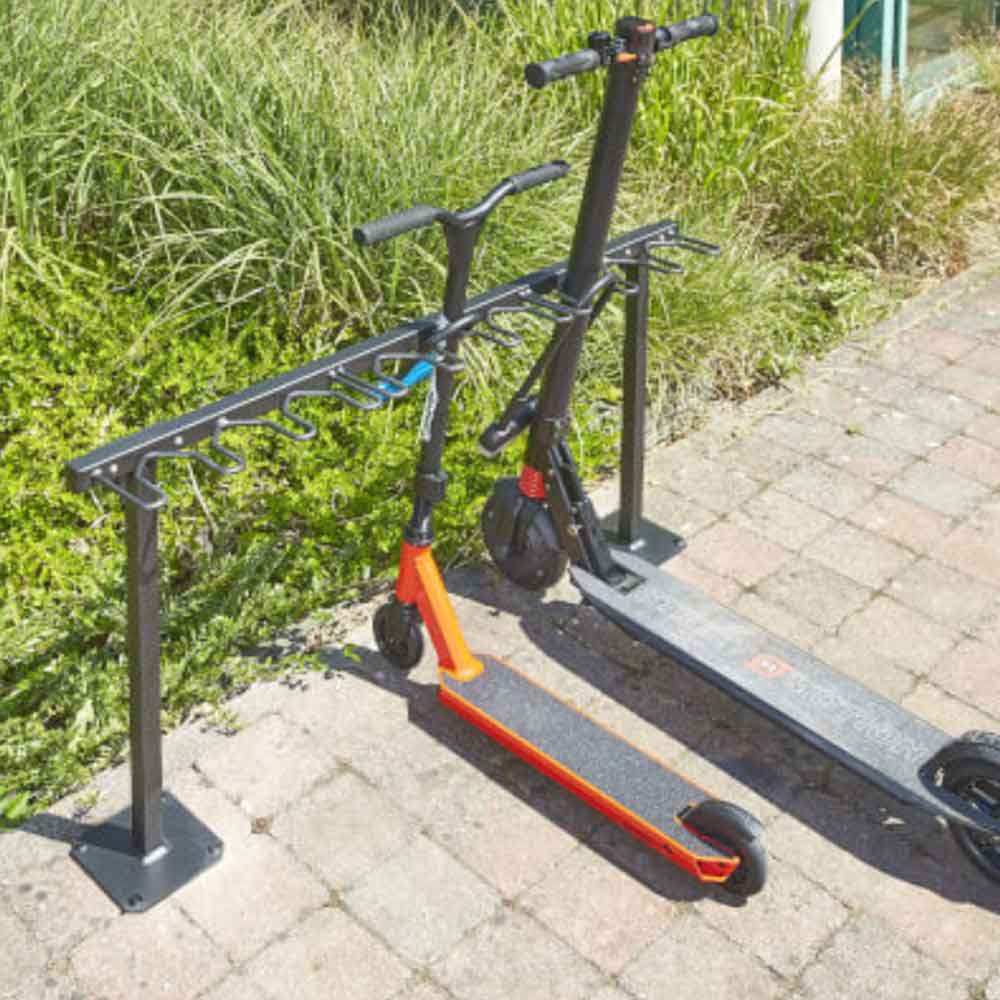 Rollerständer mit 9 Stellplätzen nebeneinander - zum Aufdübeln